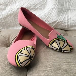 NWOT SO AUthentic American Heritage lemon flats